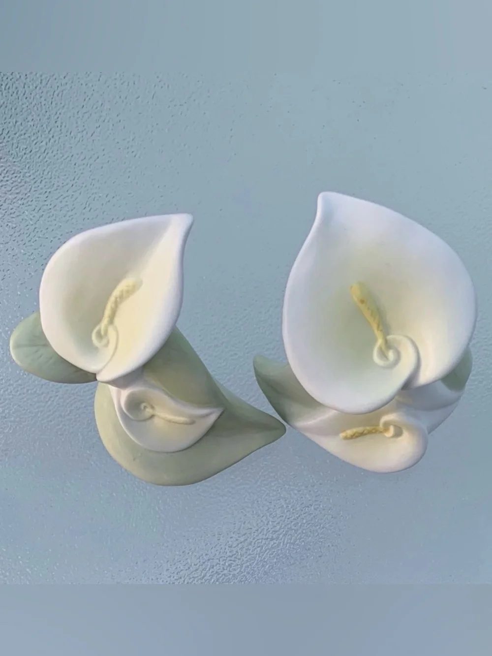 Calla Lily Porcelain Ceramic Salt and Pepper Shakers Set